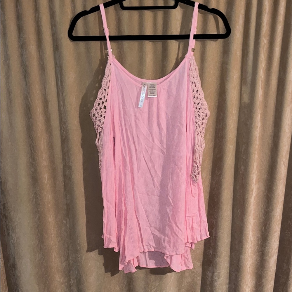 Chic peach Women's top cold shoulders with Lace Accents